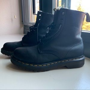 Dr Martens 1460 Women’s Sherpa Boots (US SIZE 8)